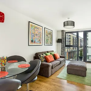 Beautiful, Secure, 2-bedroom Canal-side Apartment